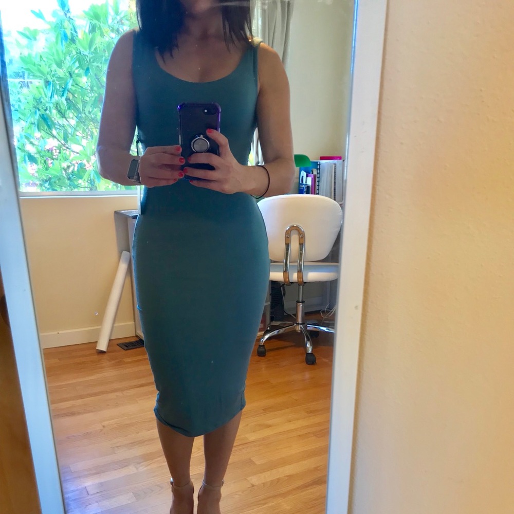 NWT Slimming Midi Dress